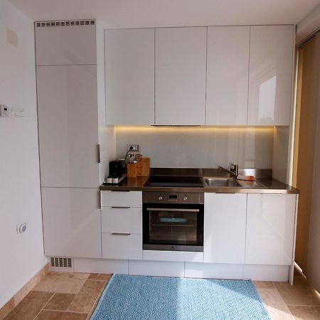 Haus Helga Apartment Rab Town Bagian luar foto