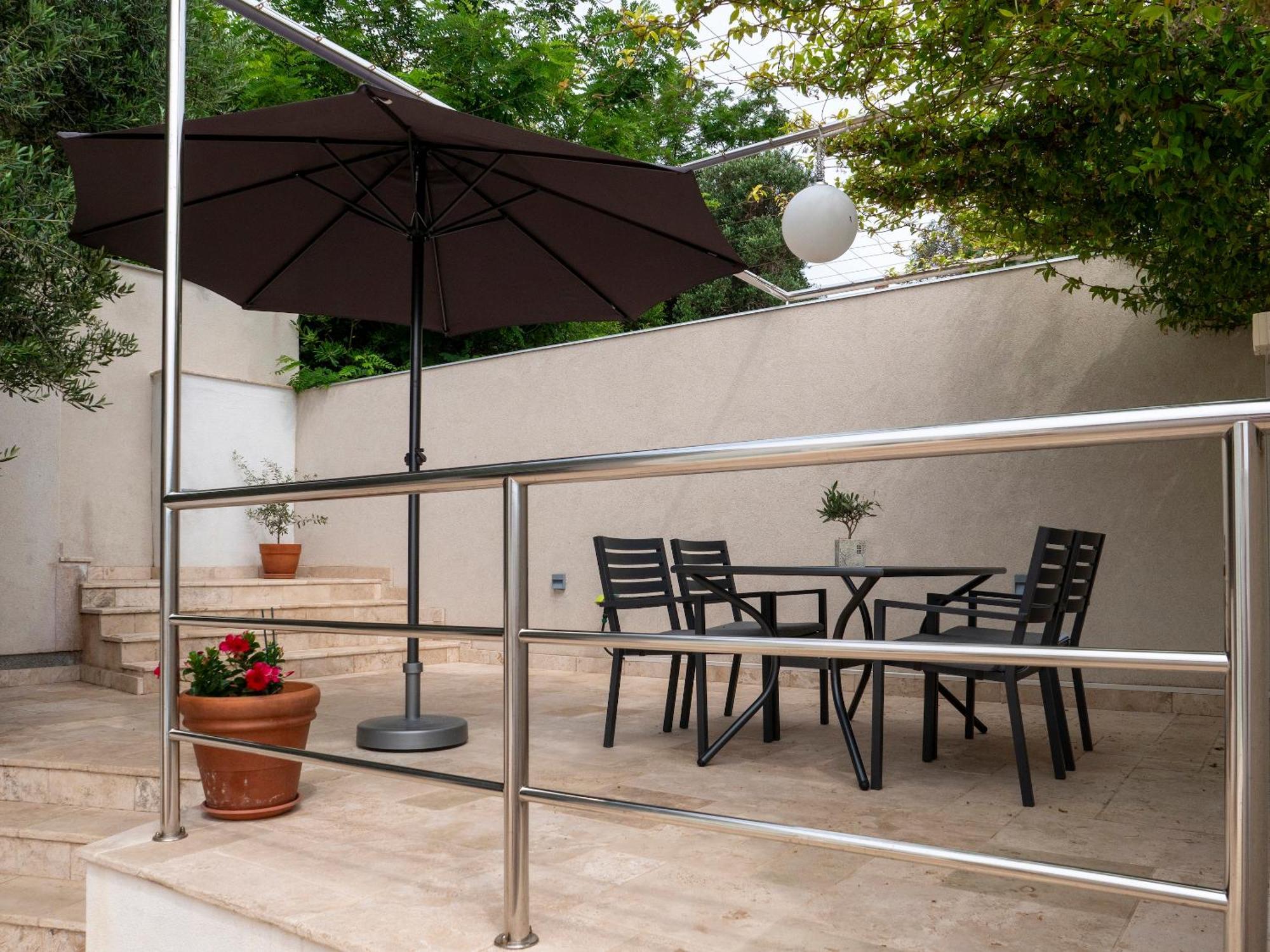 Haus Helga Apartment Rab Town Bagian luar foto