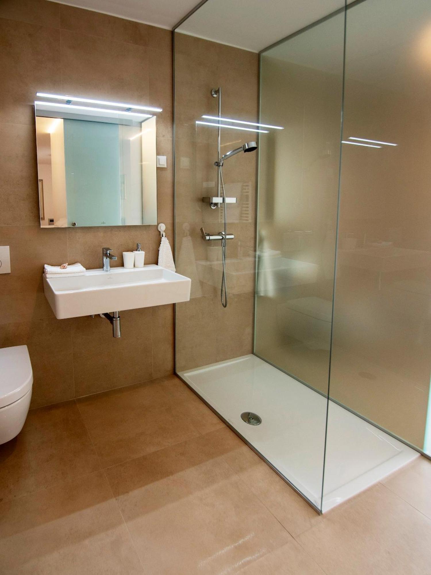 Haus Helga Apartment Rab Town Bagian luar foto