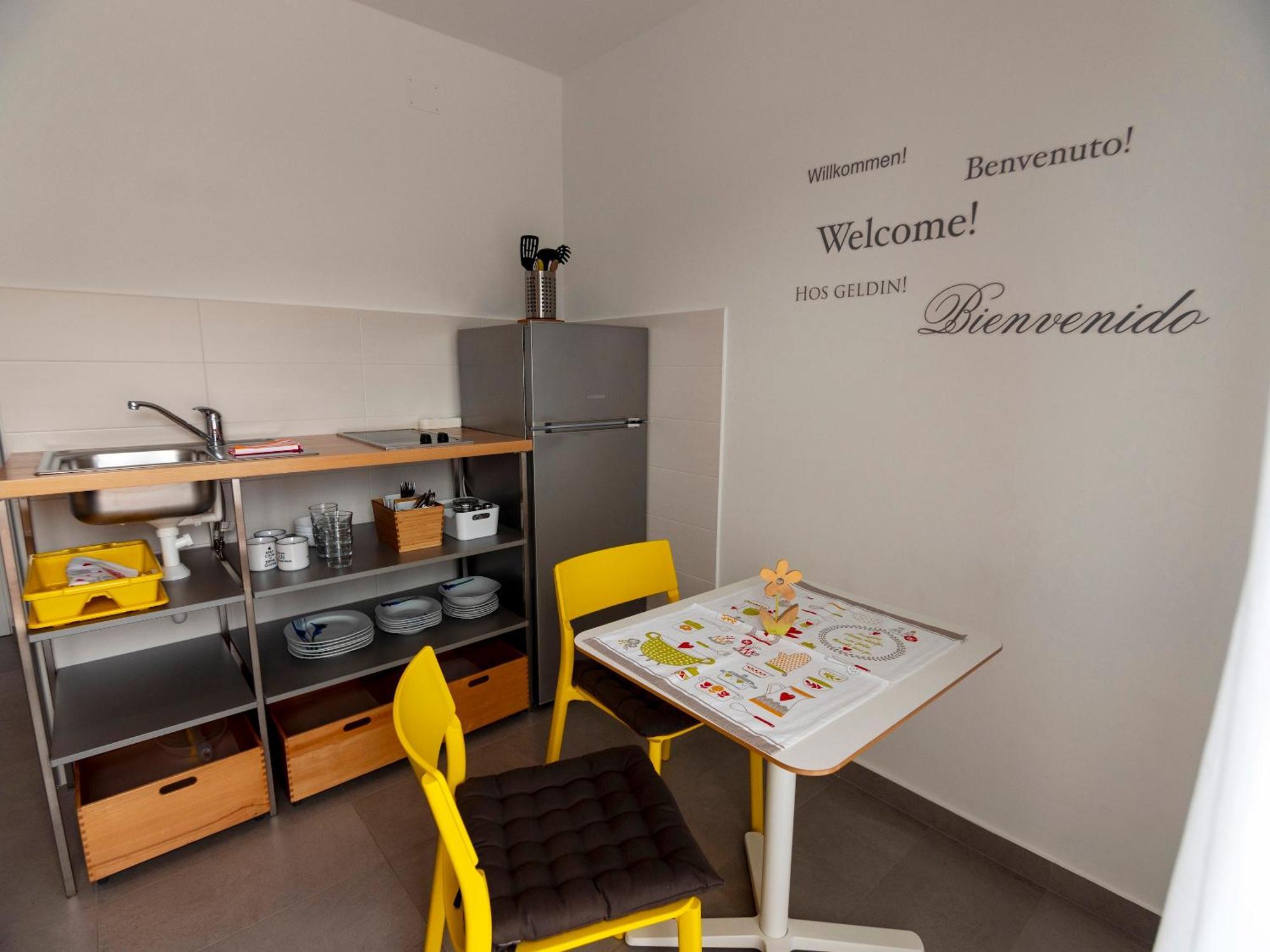 Haus Helga Apartment Rab Town Bagian luar foto