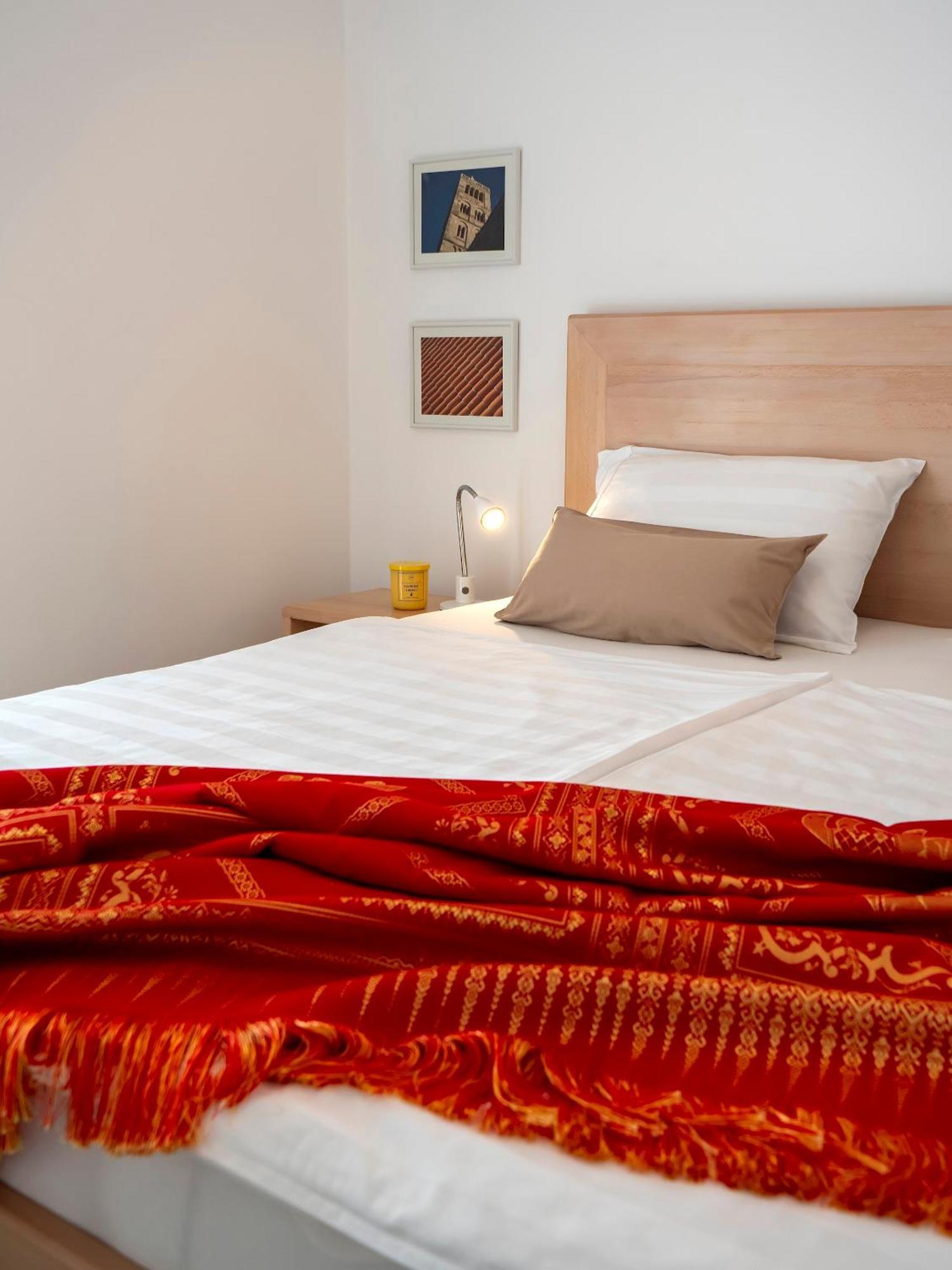 Haus Helga Apartment Rab Town Bagian luar foto