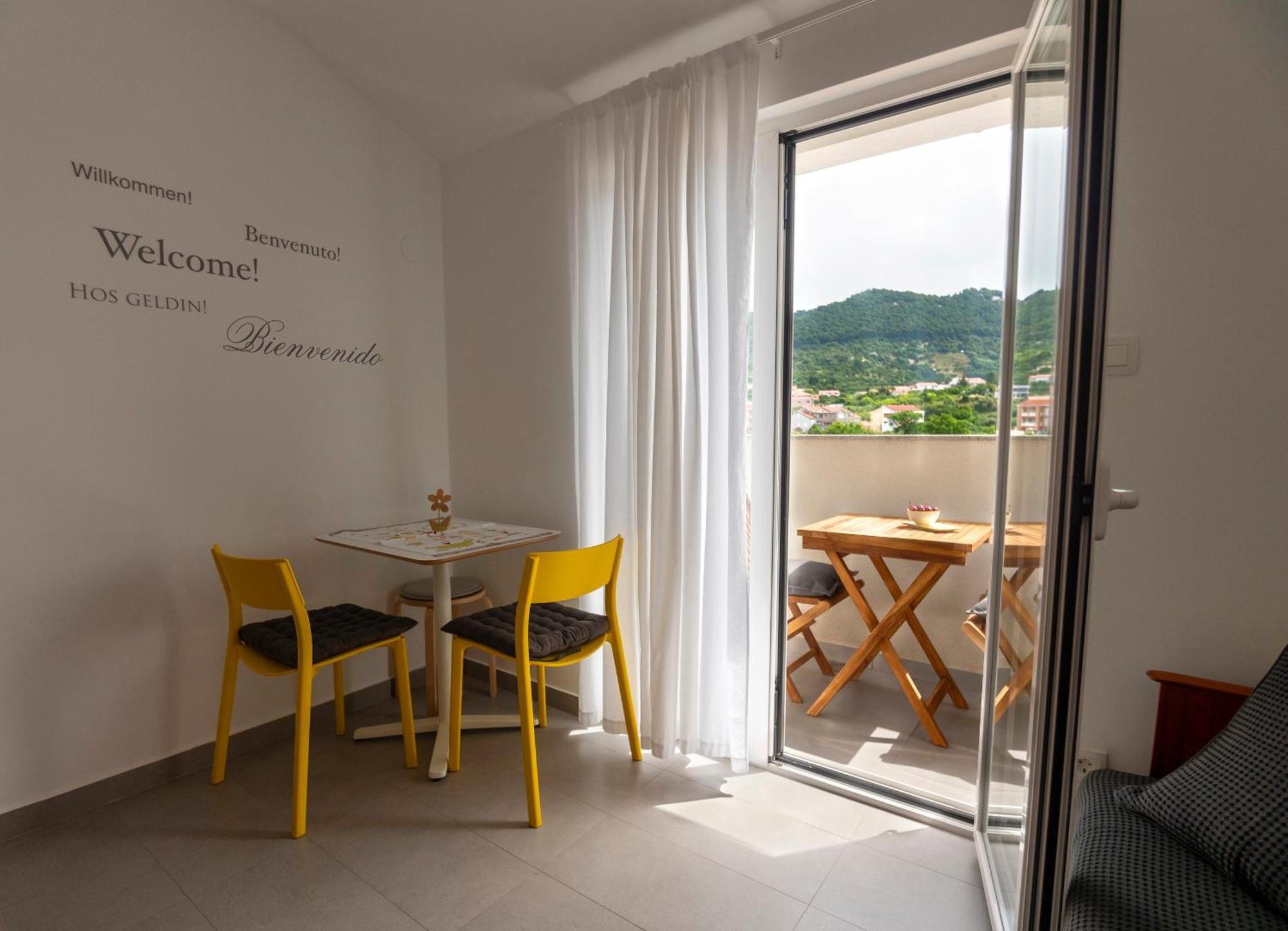 Haus Helga Apartment Rab Town Bagian luar foto