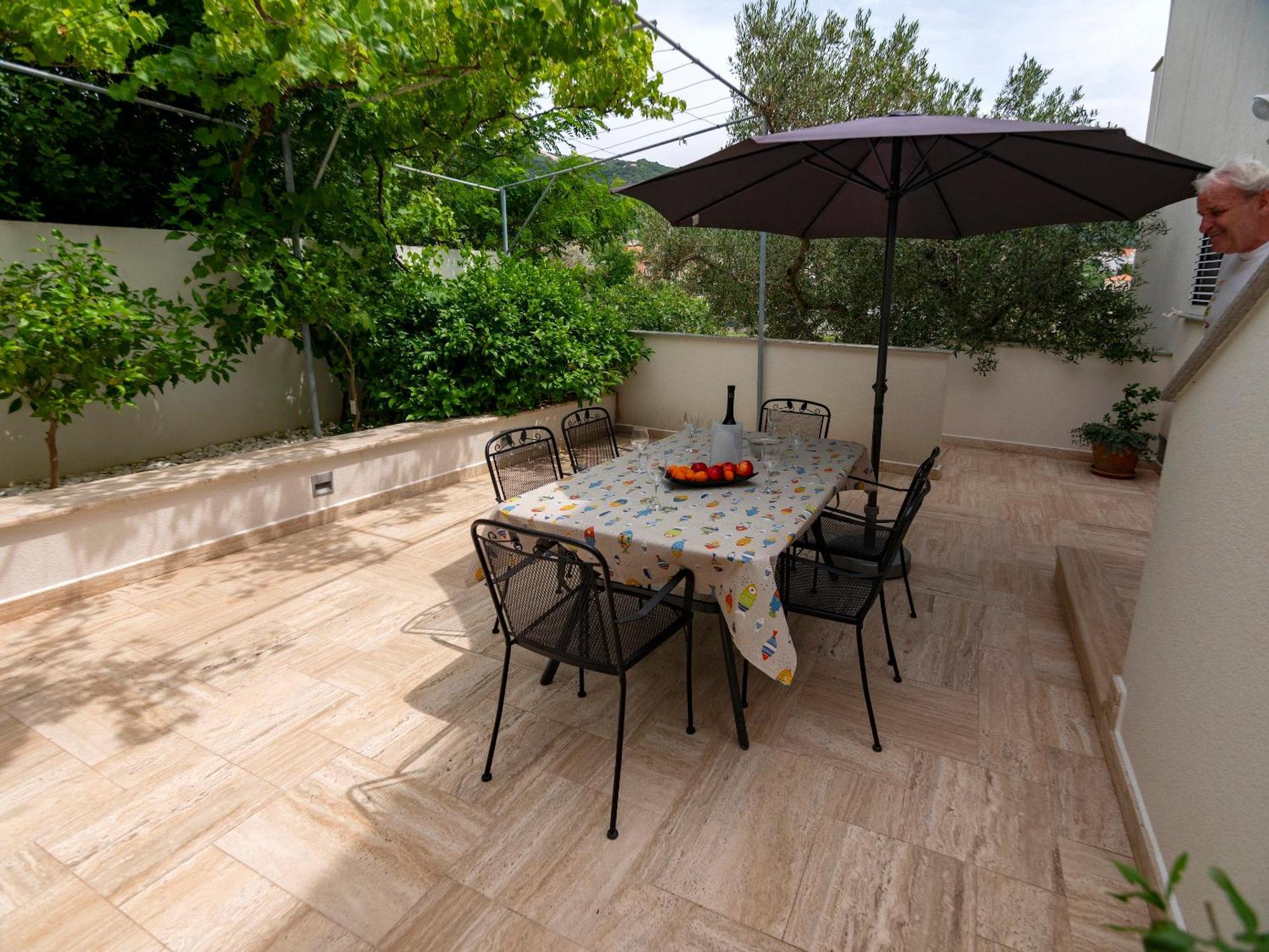 Haus Helga Apartment Rab Town Bagian luar foto